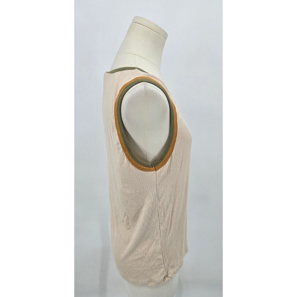 Hem & Thread Button Front Ribbed Tank - Size Large - image 2